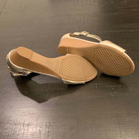Aerosoles Women's Sapphire Wedge Sandal |Brand New - Picture 3 of 10